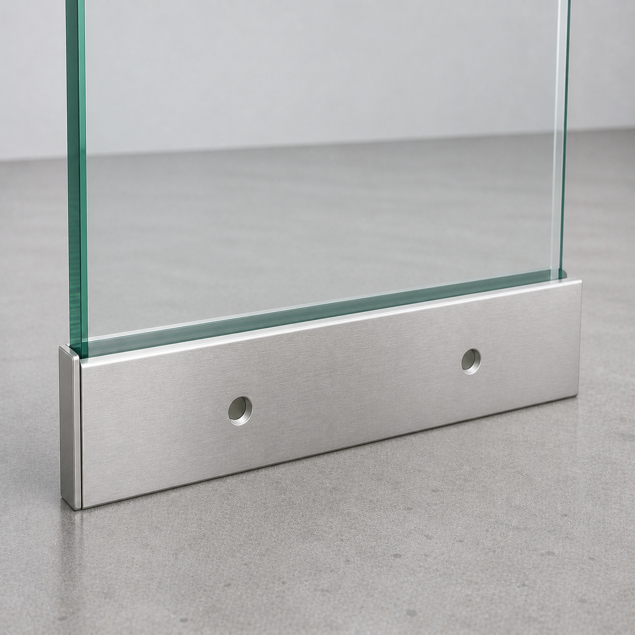 Bodenprofil seitliche Montage GBP-04 für Ganzglasgeländer
